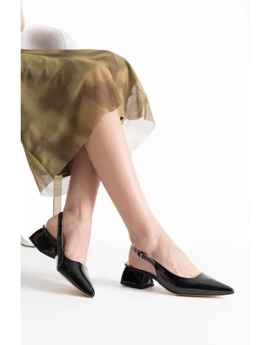 Allien Siyah Rugan Kadın Ayakkabı