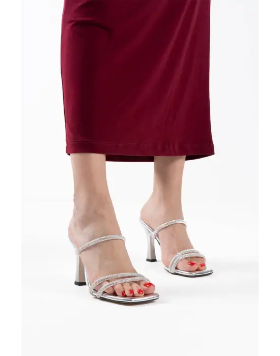 Alvina Gümüş Ayna Taşlı Kadın Topuklu Terlik