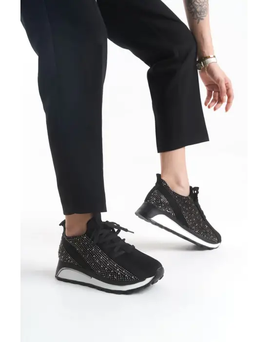 Alya Bağcıklı Ortopedik Taban Taşlı Kadın Sneaker Spor Ayakkabı Bt - Siyah