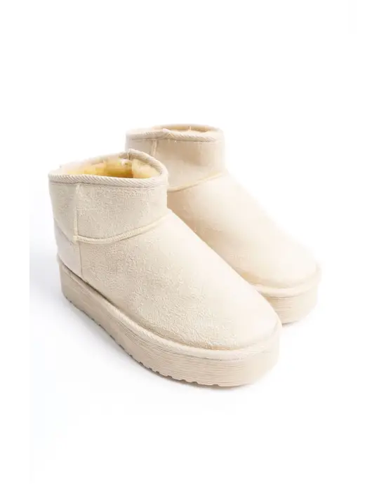 Amelıa Bağcıksız Düz Ve Kalın Taban İçi Kürklü Kısa Süet Kadın Bot  Kt - Krem