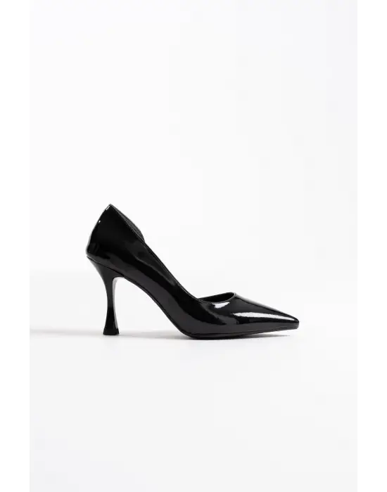 Angela Kadın Siyah Rugan Topuklu Ayakkabı