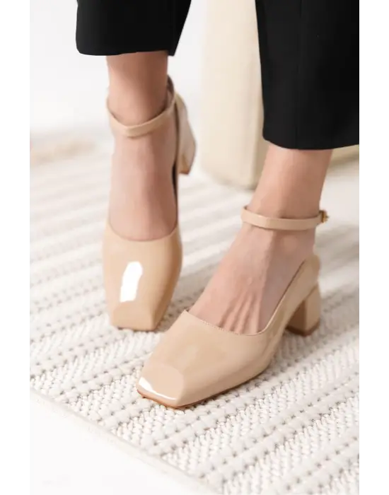 Arilla Bej Rugan Kadın Topuklu Ayakkabı