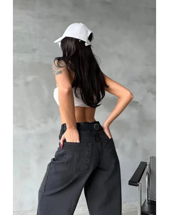 Arkadan Tokalı Jeans Pantolon Siyah