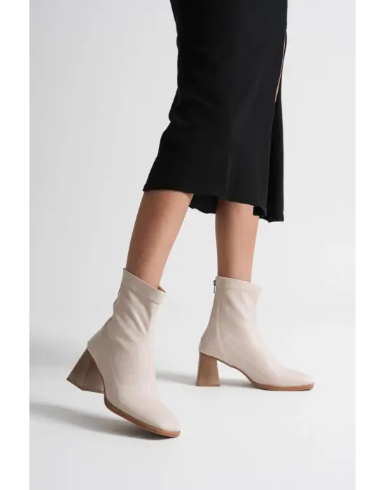 Arvena Bej Kalın Topuklu Streç Bot