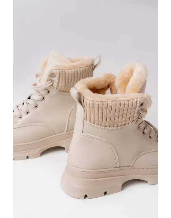 Bej Bağcıklı Günlük Kadın Bot