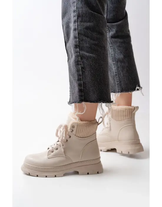 Bej Bağcıklı Günlük Kadın Bot