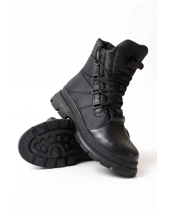 Siyah Bağcıklı Su Geçirmez Kadın Kar Botu