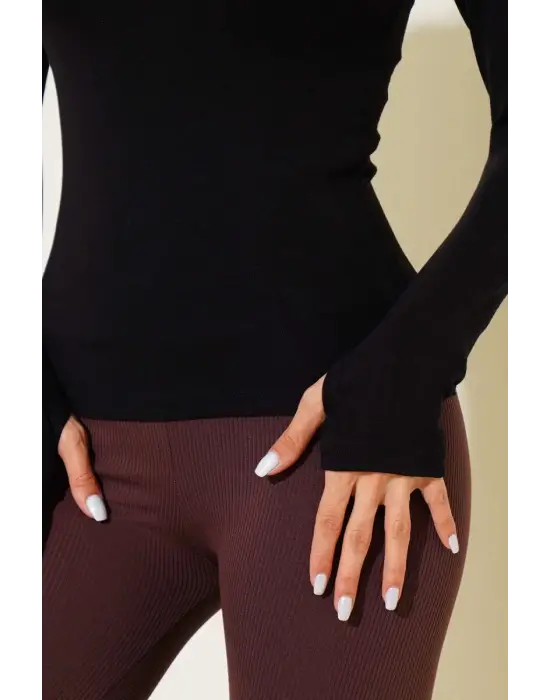 Basic Parmak Geçirme Detaylı Bluz Siyah T4266