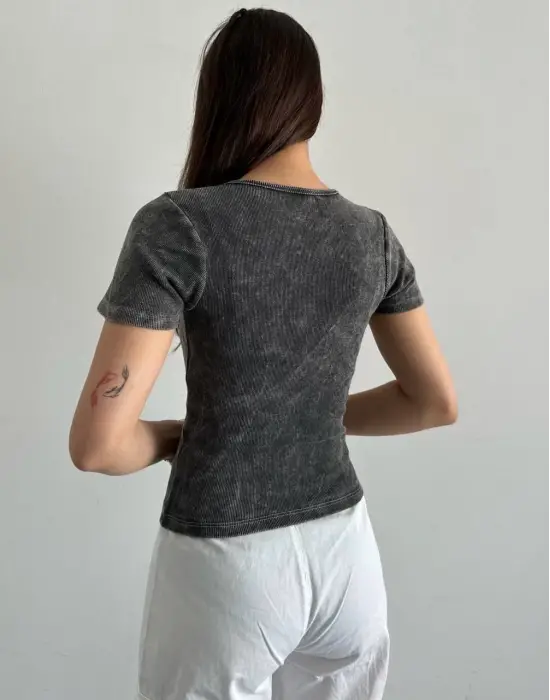 Baskılı Aşıt Yıkamalı Bluz