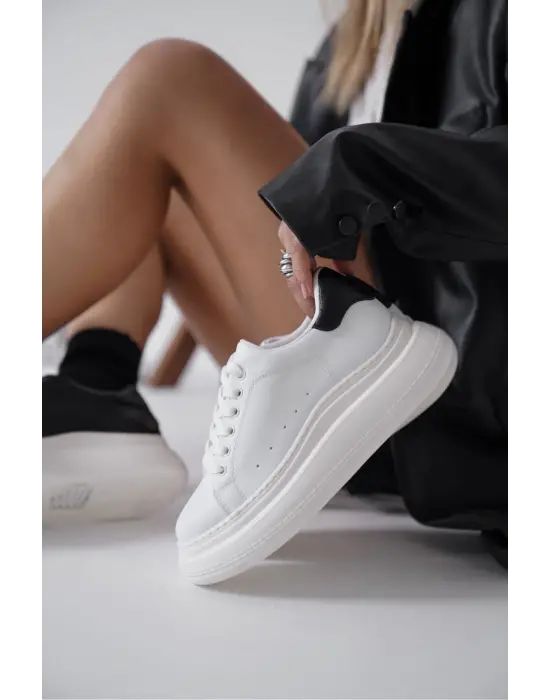 Bella Beyaz Arkası Siyah Kadın Spor Ayakkabı