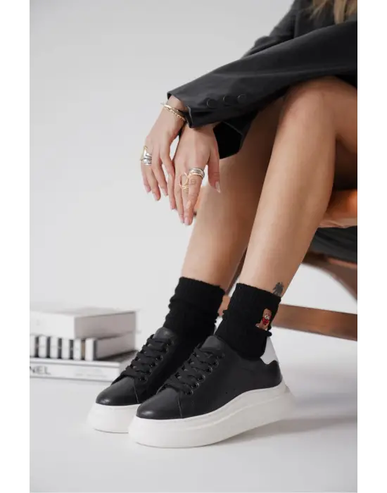 Bella Siyah Beyaz Kadın Spor Ayakkabı