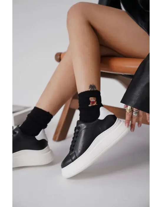 Bella Siyah Beyaz Kadın Spor Ayakkabı