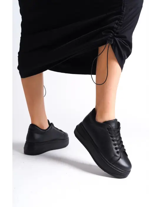 Bıana Bağcıklı Ortopedik Taban Kadın Sneaker Spor Ayakkabı St - Siyah