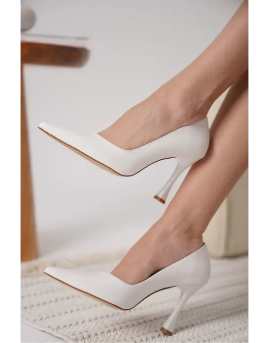 Blade Mat Beyaz Kadın Stiletto