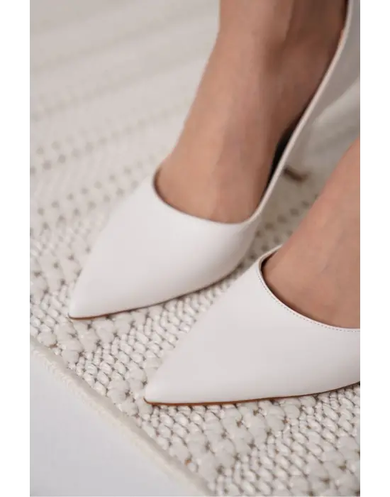 Blade Mat Beyaz Kadın Stiletto