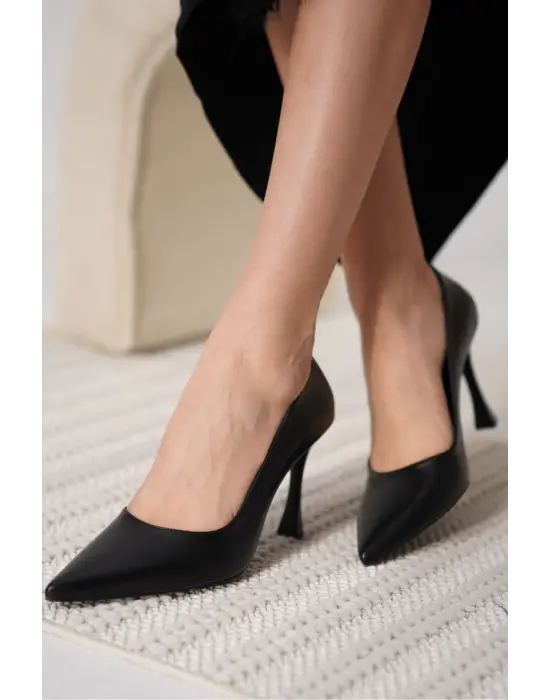 Blade Siyah Cilt Kadın Stiletto
