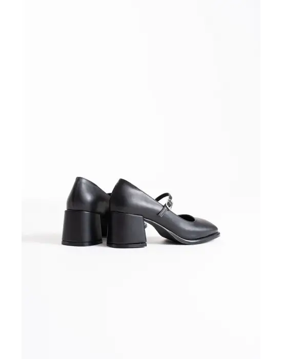 Blown Siyah Cilt Kadın Topuklu Ayakkabı