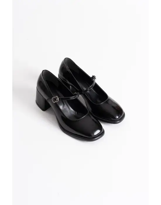 Blown Siyah Rugan Kadın Topuklu Ayakkabı