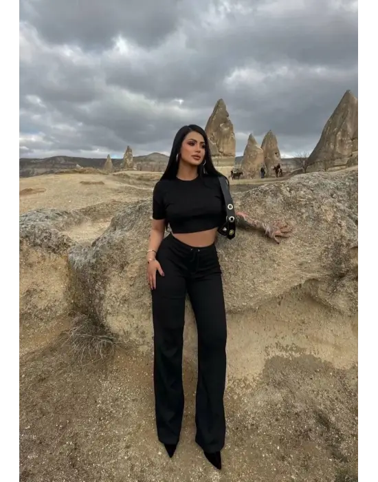 Bol Paça Pantolonlu Alt Üst Takım