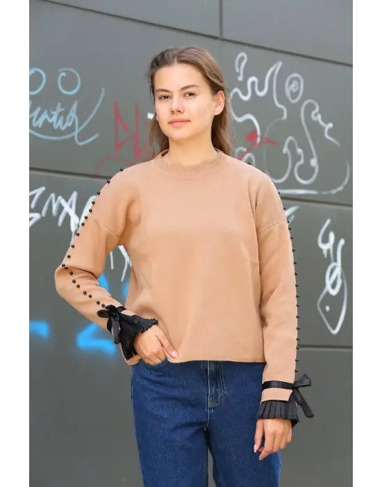 Boncuklu Bile Detaylı Kazak Bej