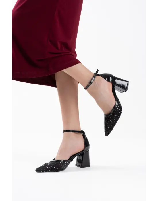 Borie Siyah Tekstil Kumaş Taşlı Kadın Topuklu Ayakkabı