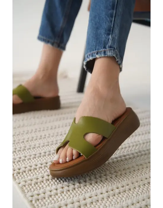 Borlina Haki Yeşil Hakiki Deri Terlik