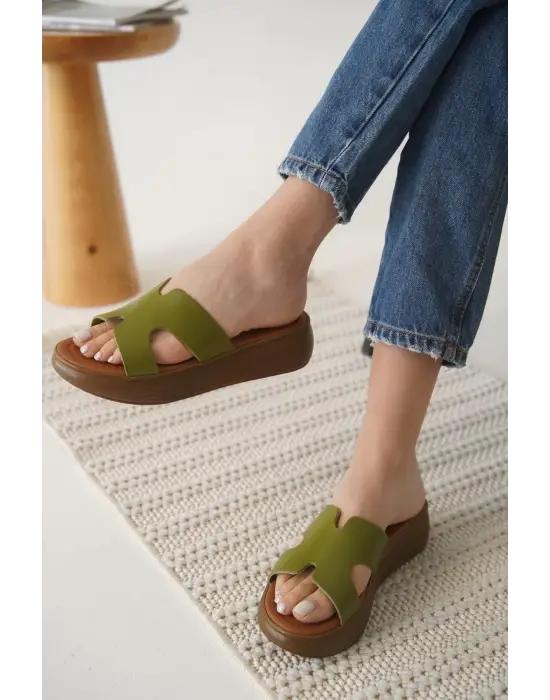 Borlina Haki Yeşil Hakiki Deri Terlik