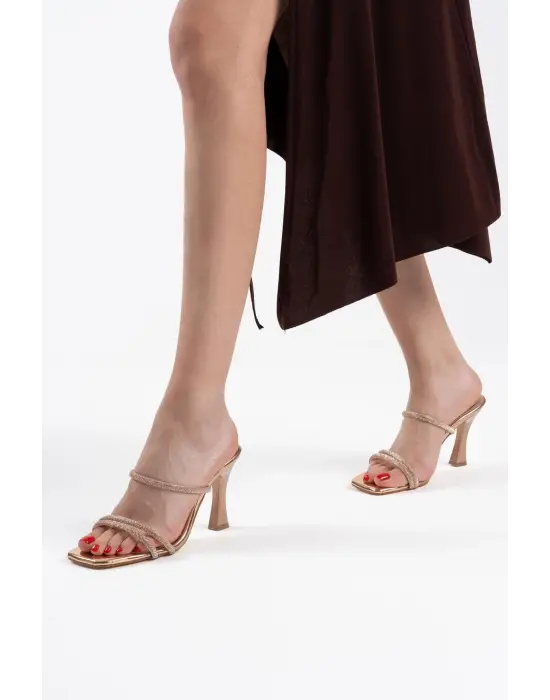 Bronz Ayna Taşlı Kadın Topuklu Terlik TR20MY01F