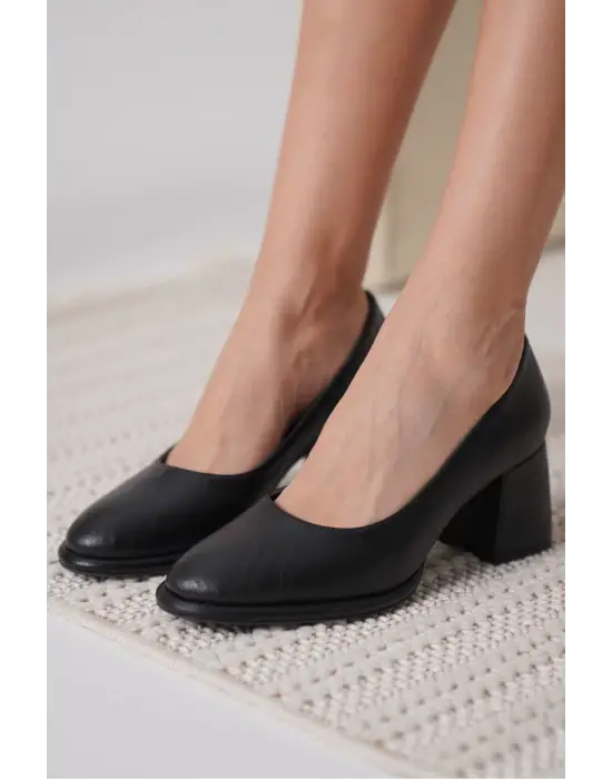 Candie Siyah Cilt Kadın Stiletto