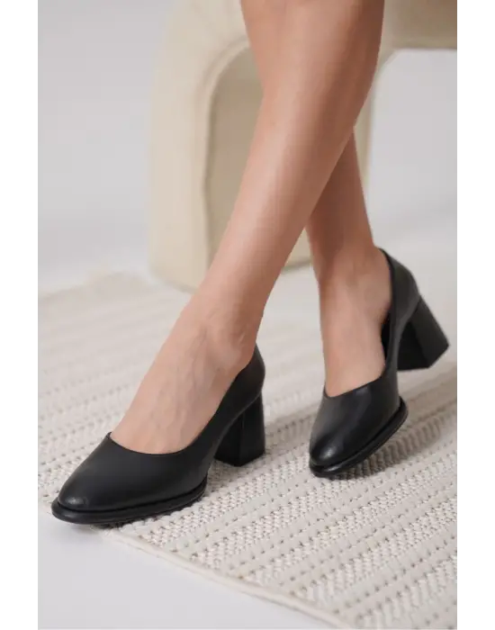 Candie Siyah Cilt Kadın Stiletto