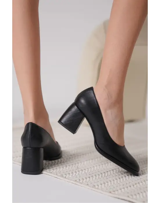 Candie Siyah Cilt Kadın Stiletto
