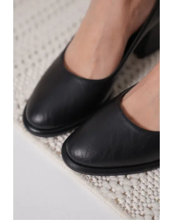 Candie Siyah Cilt Kadın Stiletto