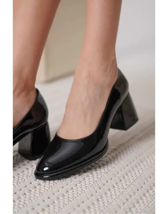 Candie Siyah Rugan Kadın Stiletto