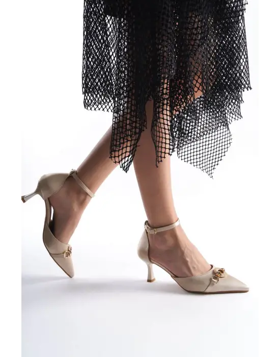 Celia Kadın Bej Topuklu Ayakkabı