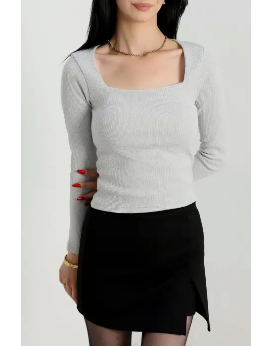 Çerçeve Yaka Kaşkorse Bluz Gri