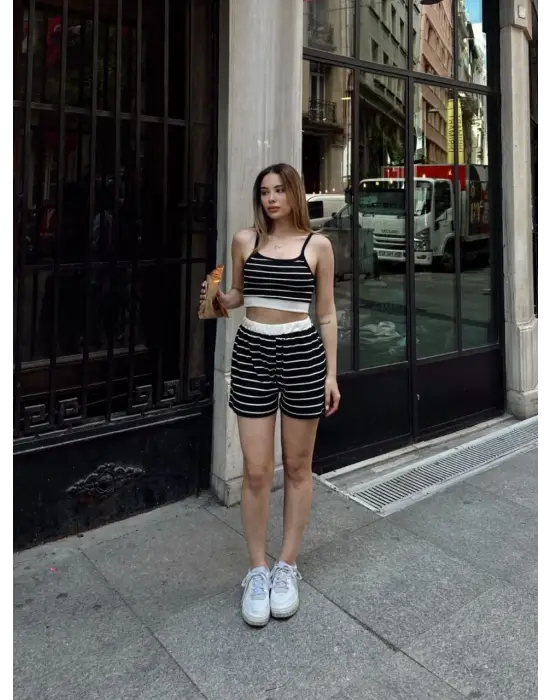 Çizgili Şortlu Takım Siyah S3978