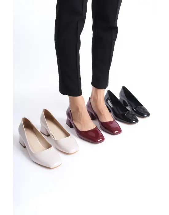 Clay Kadın Siyah Rugan Topuklu Ayakkabı