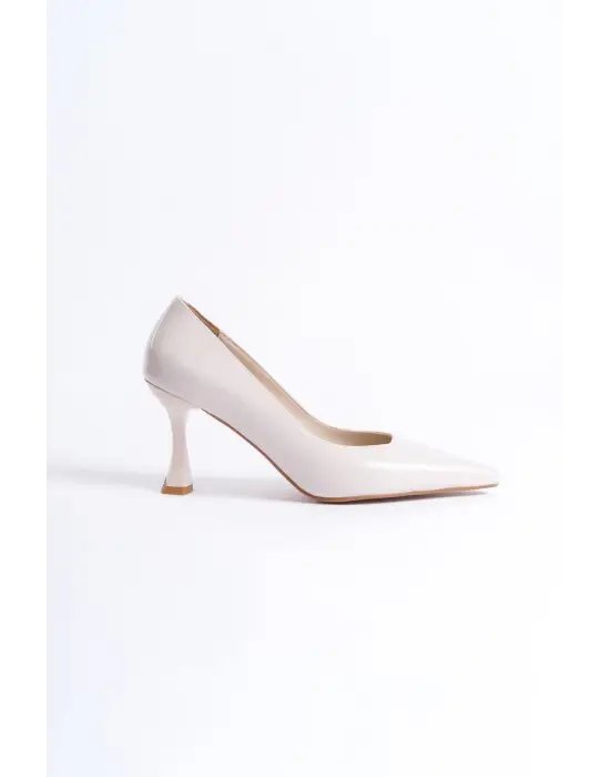 Cordelia Kadın Bej Rugan Stiletto