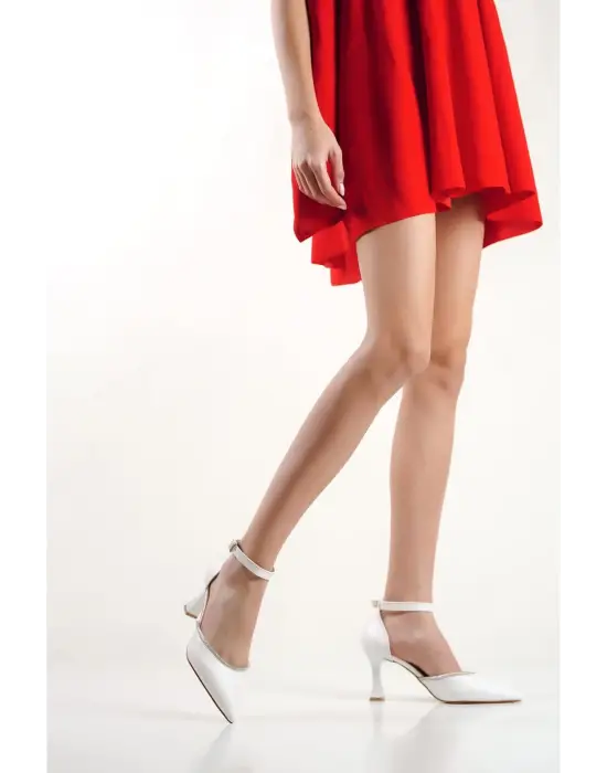 Darla Taşlı Kadın Beyaz Topuklu Ayakkabı