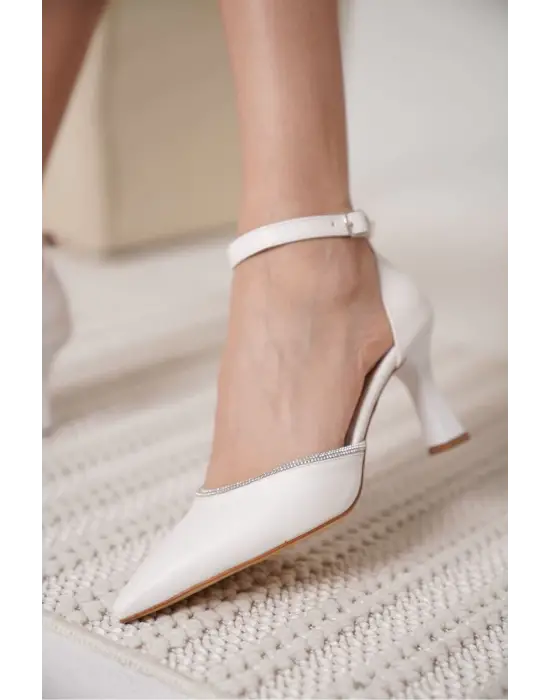 Darla Taşlı Kadın Beyaz Topuklu Ayakkabı