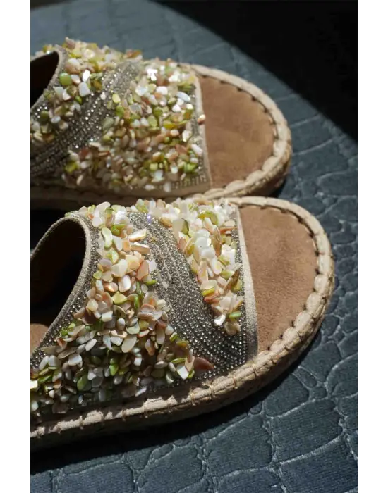 Dennis Kadın Bej Taş İşlemeli Terlik