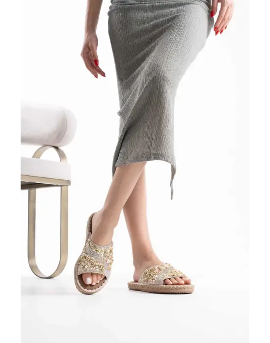 Dennis Kadın Bej Taş İşlemeli Terlik