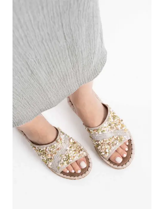 Dennis Kadın Bej Taş İşlemeli Terlik