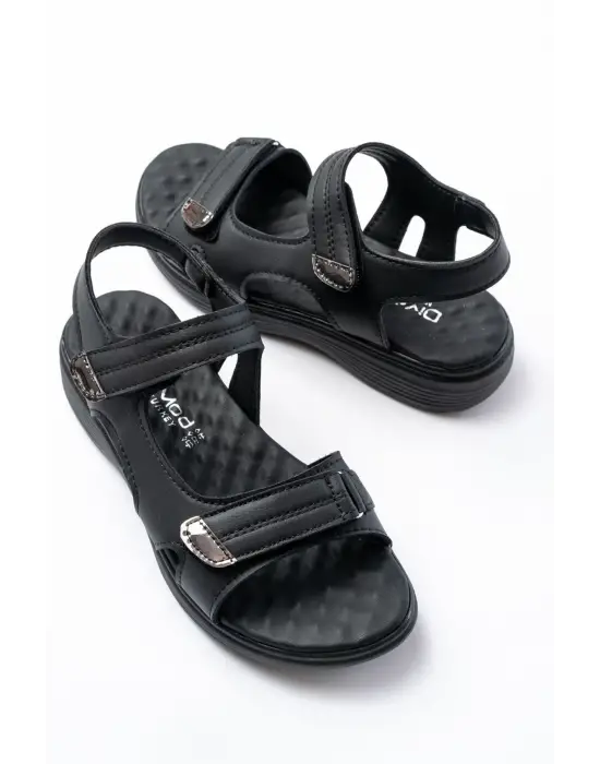 DM-363  Siyah Baret Cırtlı Dikişli Günlük Kadın Sandalet