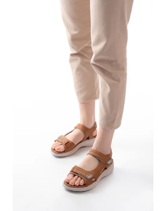 DM-363  Taba Baret Cırtlı Dikişli Günlük Kadın Sandalet