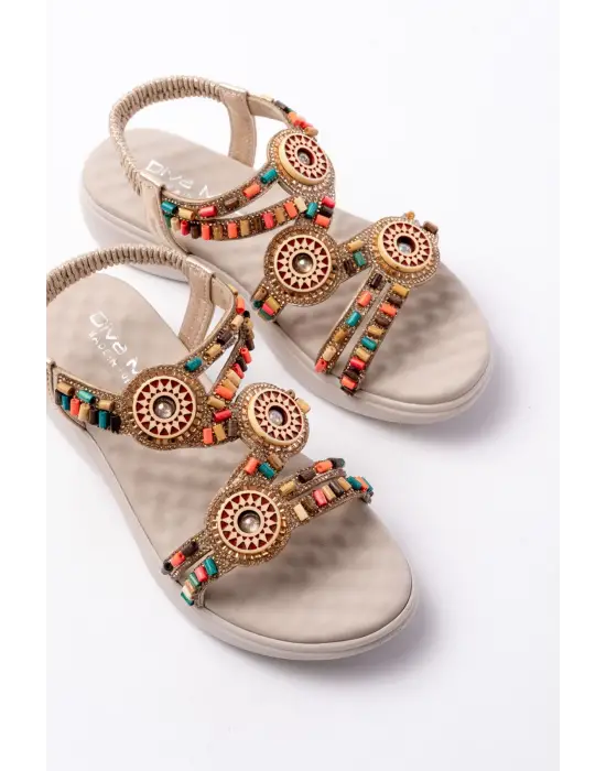 Bej Taşlı Desenli Arka Lastikli Günlük Kadın Sandalet