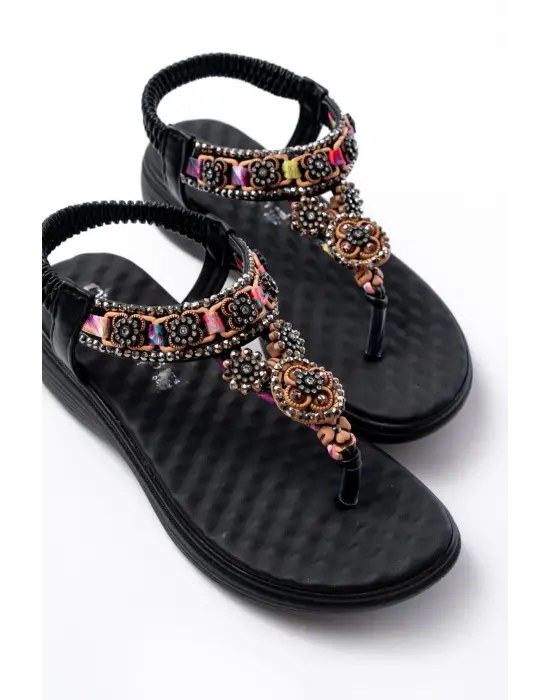 Dm-609 Siyah Taşlı Arka Lastikli Parmak Arası Kadın Sandalet