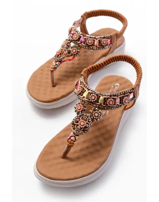 Dm-609 Taba Taşlı Arka Lastikli Parmak Arası Kadın Sandalet