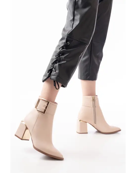 Bej Toka Aksesuarlı Topuklu Fermuarlı Günlük Kadın Bot