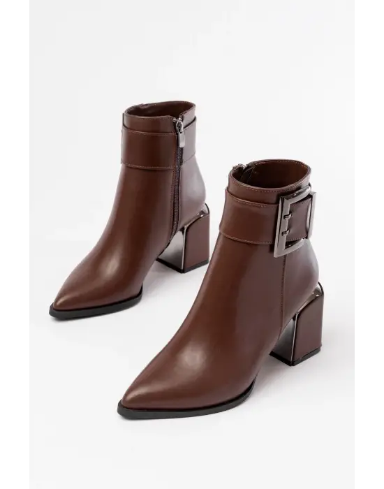 Kahverengi Toka Aksesuarlı Topuklu Fermuarlı Günlük Kadın Bot